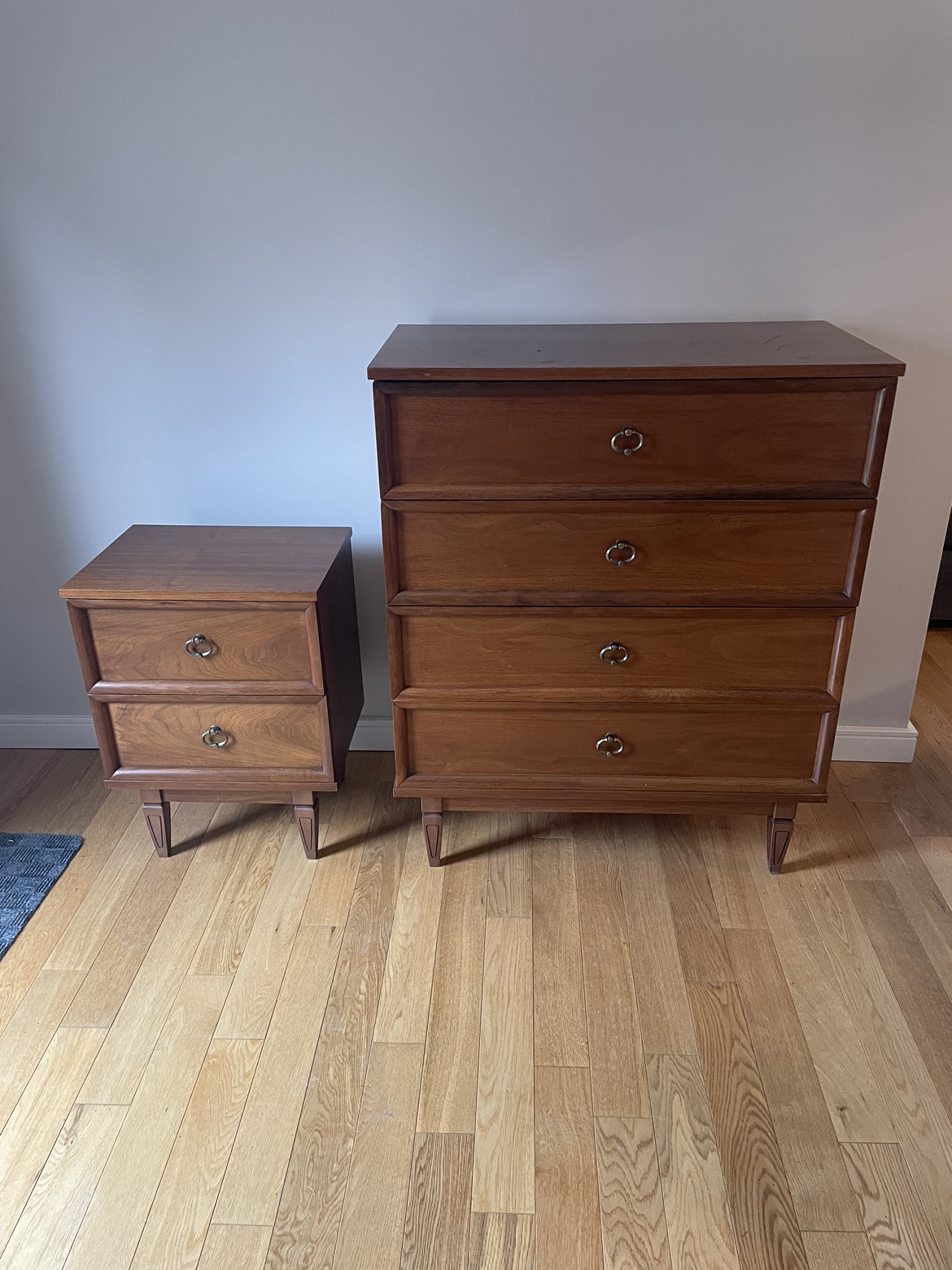 Mid Century dresser & nightstand - photo 2