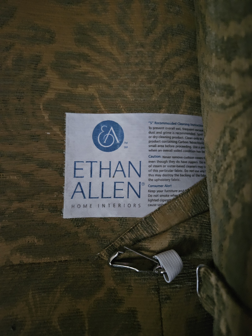 Ethan Allen sofa - photo 4