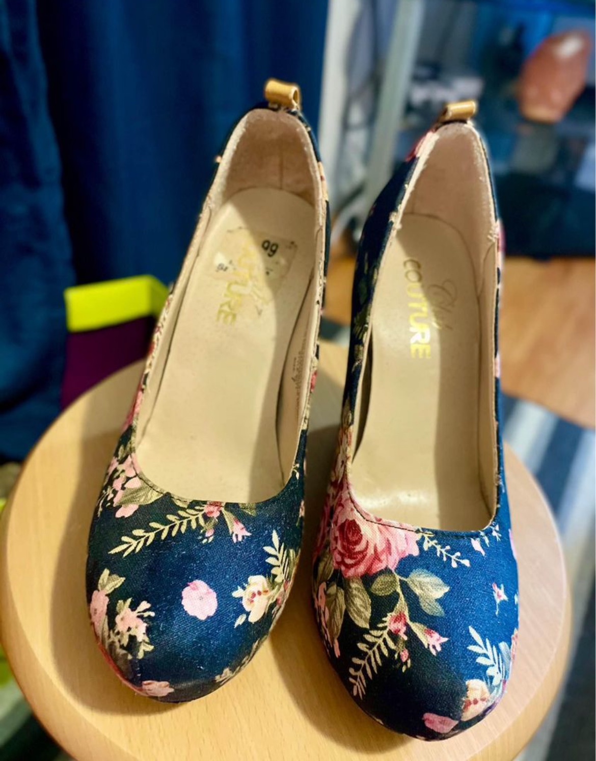 Close Shoes thumbnail