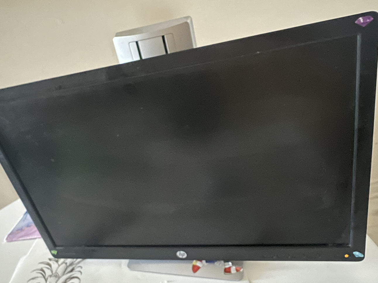HP Monitor - photo 3