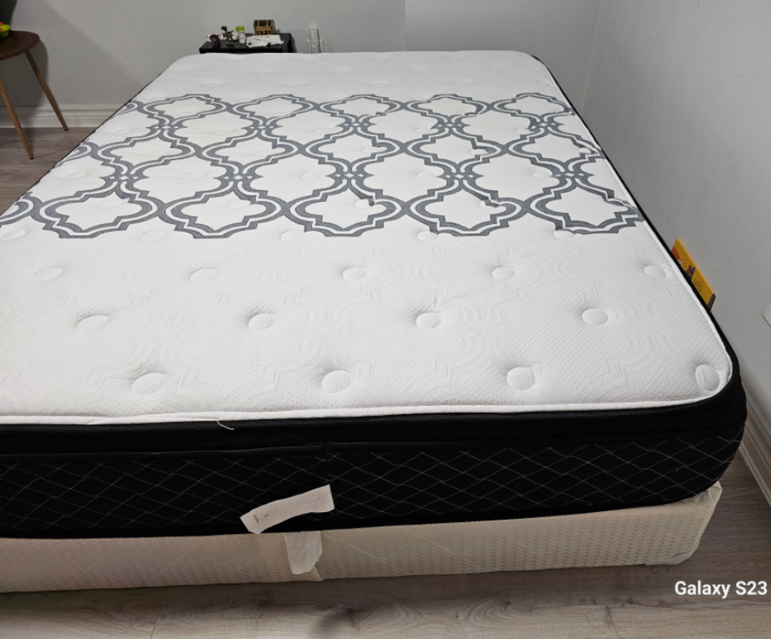 Queen mattress + bed frame thumbnail