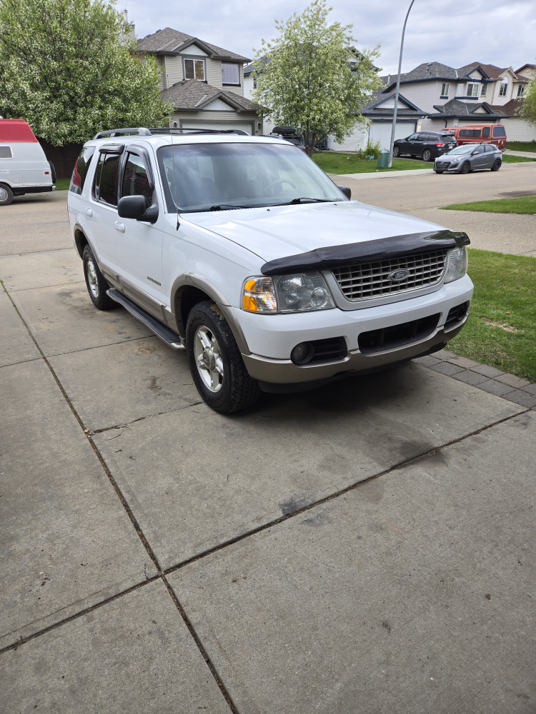 02 ford explorer Eddie Bauer edition