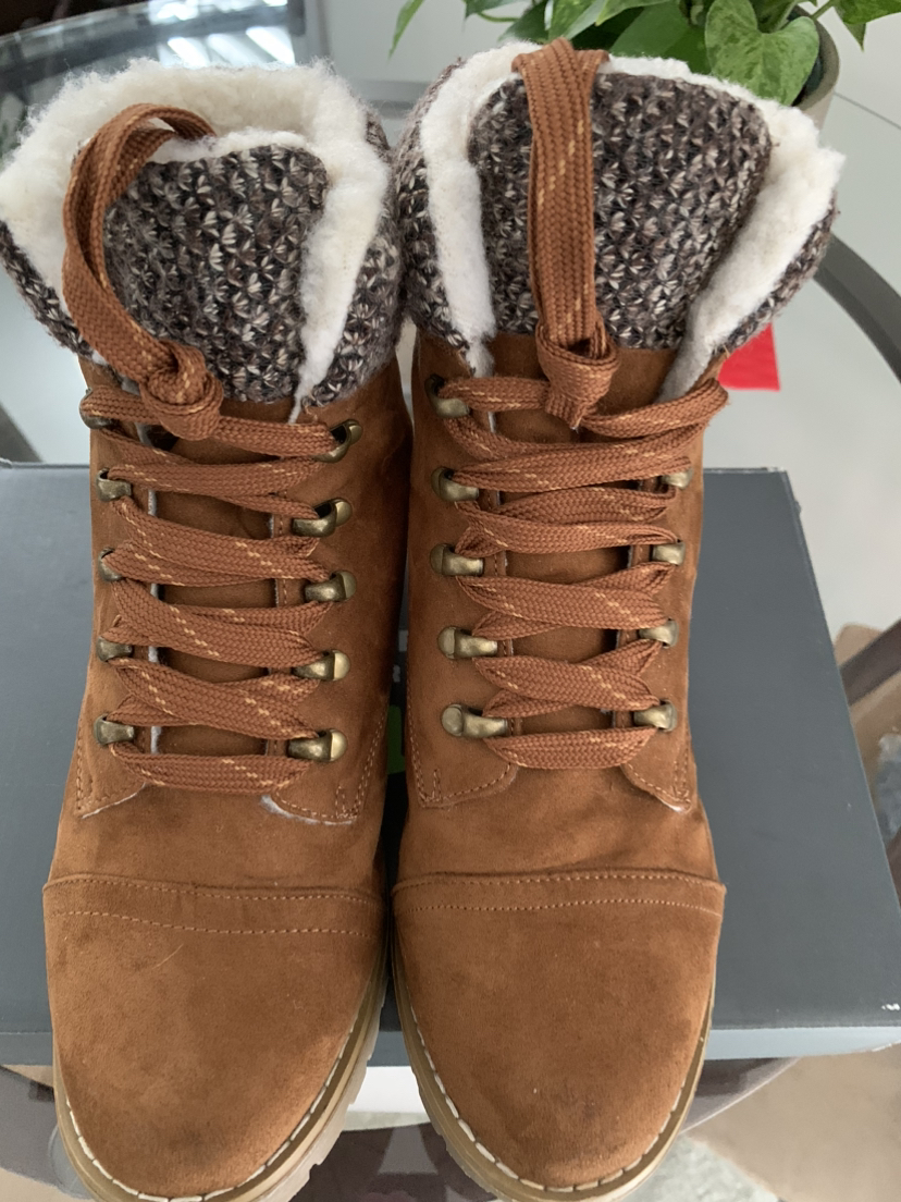 Suede Winter Boots image indicator(2)
