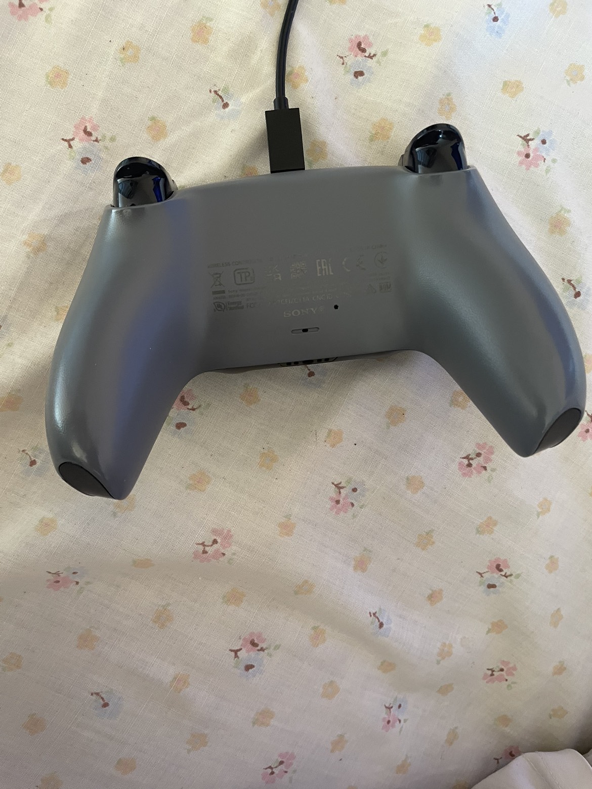 Playstation 5 controller - photo 2