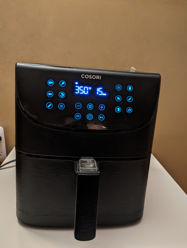 Cosori Smart 5.8 Quart Air Fryer thumbnail