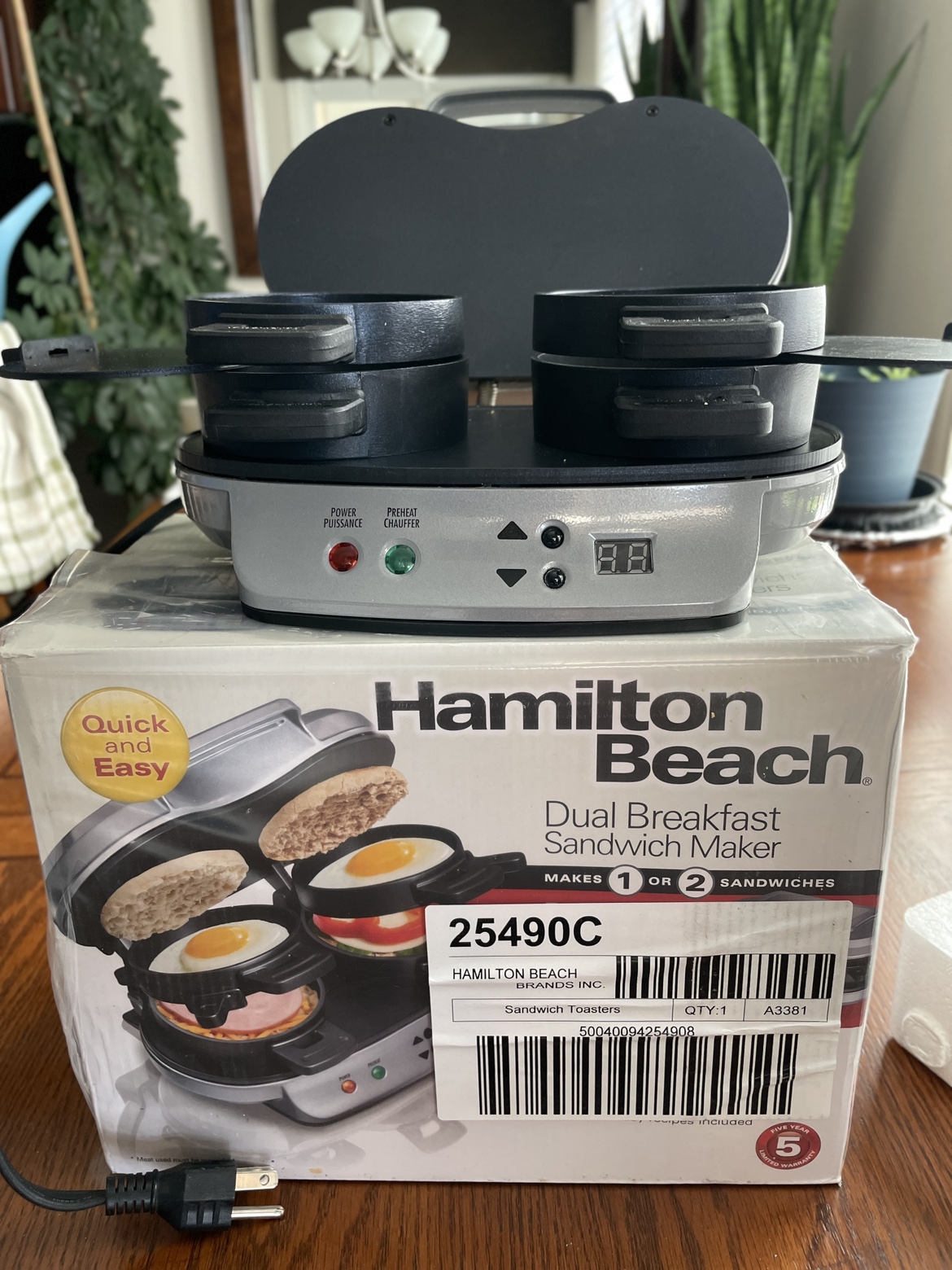 Hamilton sandwich maker - photo 2