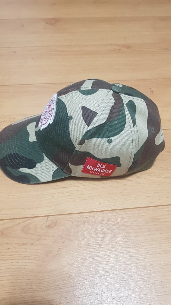 hat - photo 3