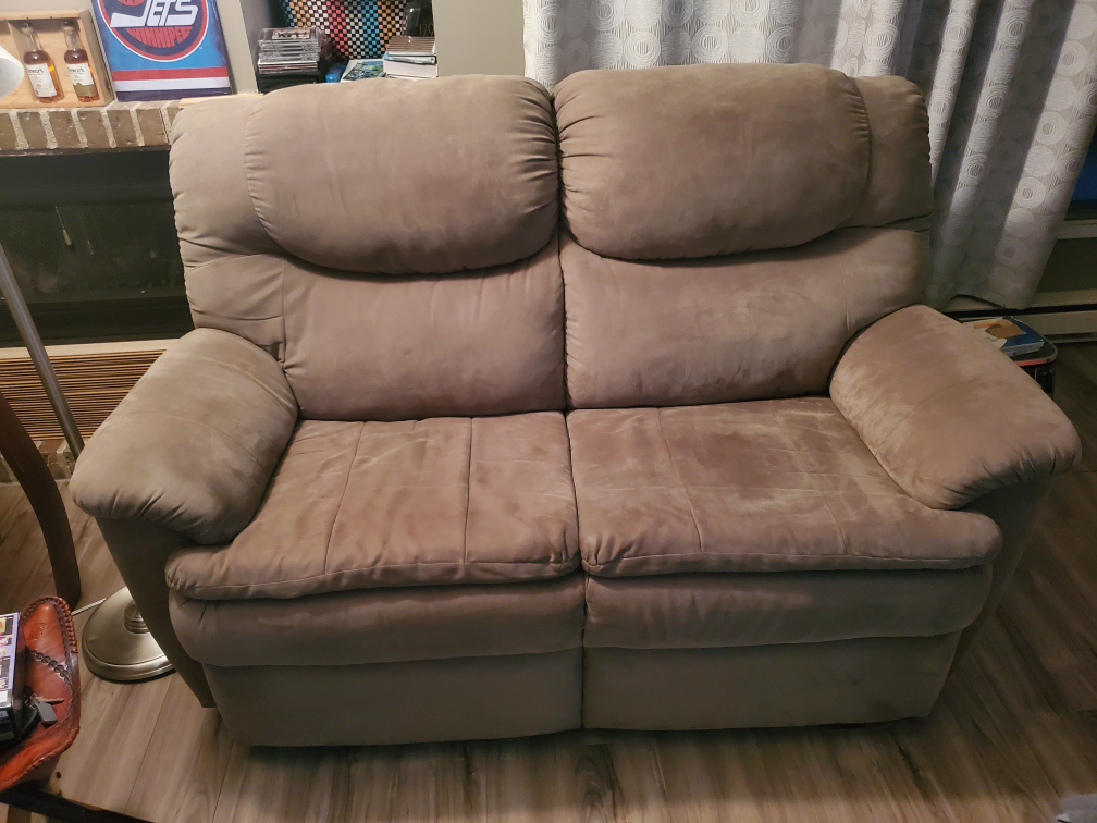 Love seat 2 seater thumbnail