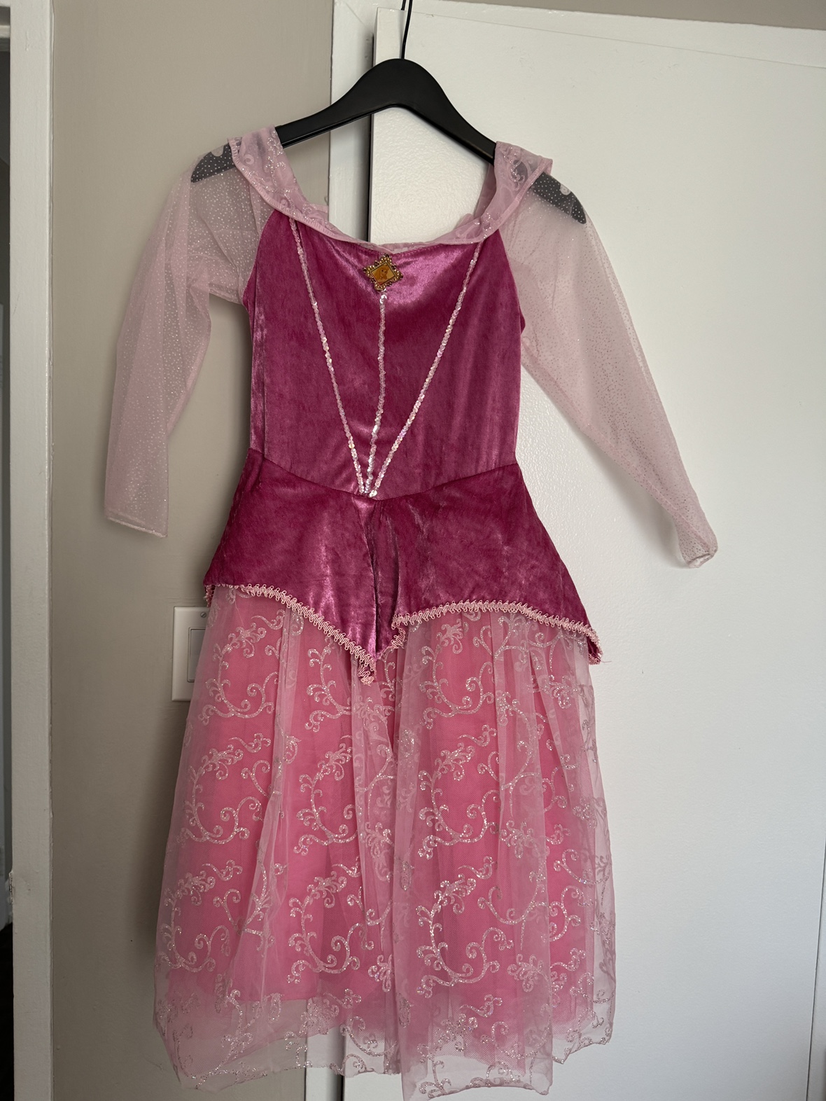 Halloween costume: sleeping beauty and Mrs clous
