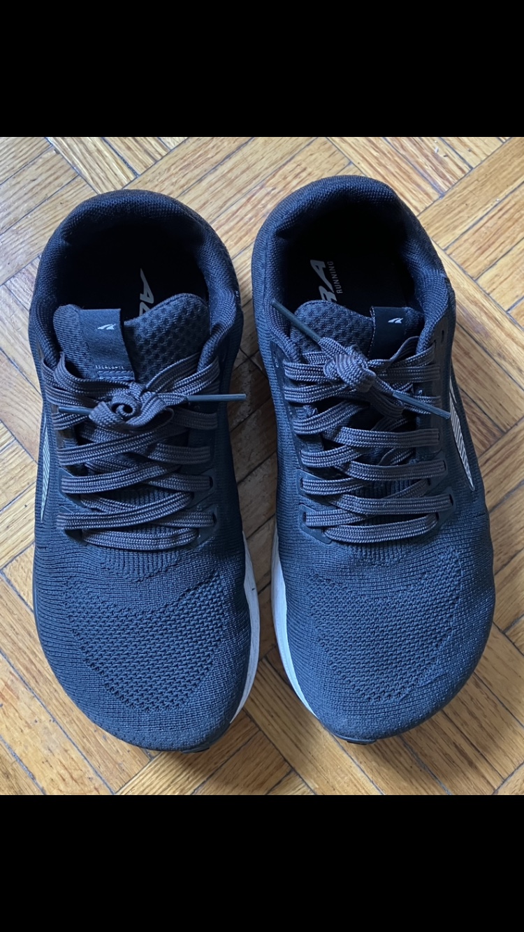 Altra Women’s Black Escalante 3 Running 🏃‍♀️ Shoes 👟 Size 8🖤 image indicator(3)