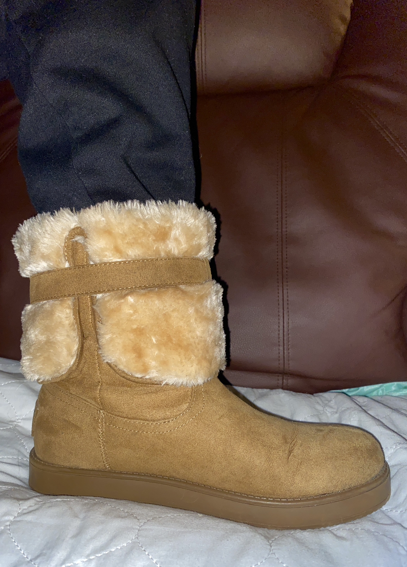 G by Guess-Winter boots image indicator(2)