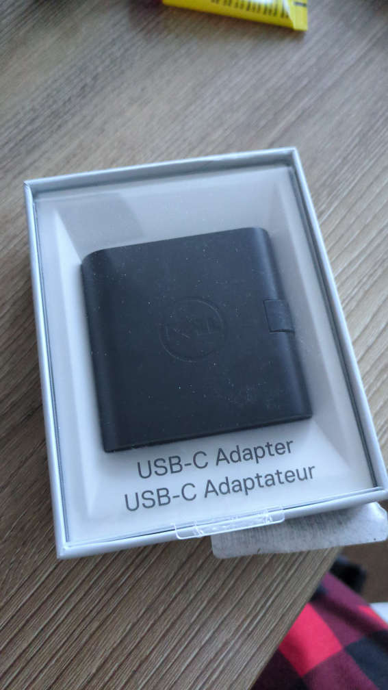 DELL USB-C Adapter (HDMI/VGA/Ethernet/USB 3.0) thumbnail