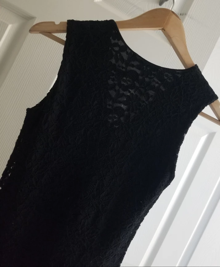 Black Dress, Lace Overlay XS image indicator(4)