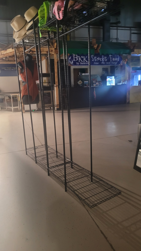 clothing rack - photo 5