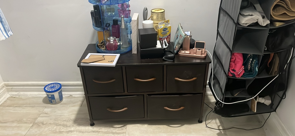 Dresser - photo 2