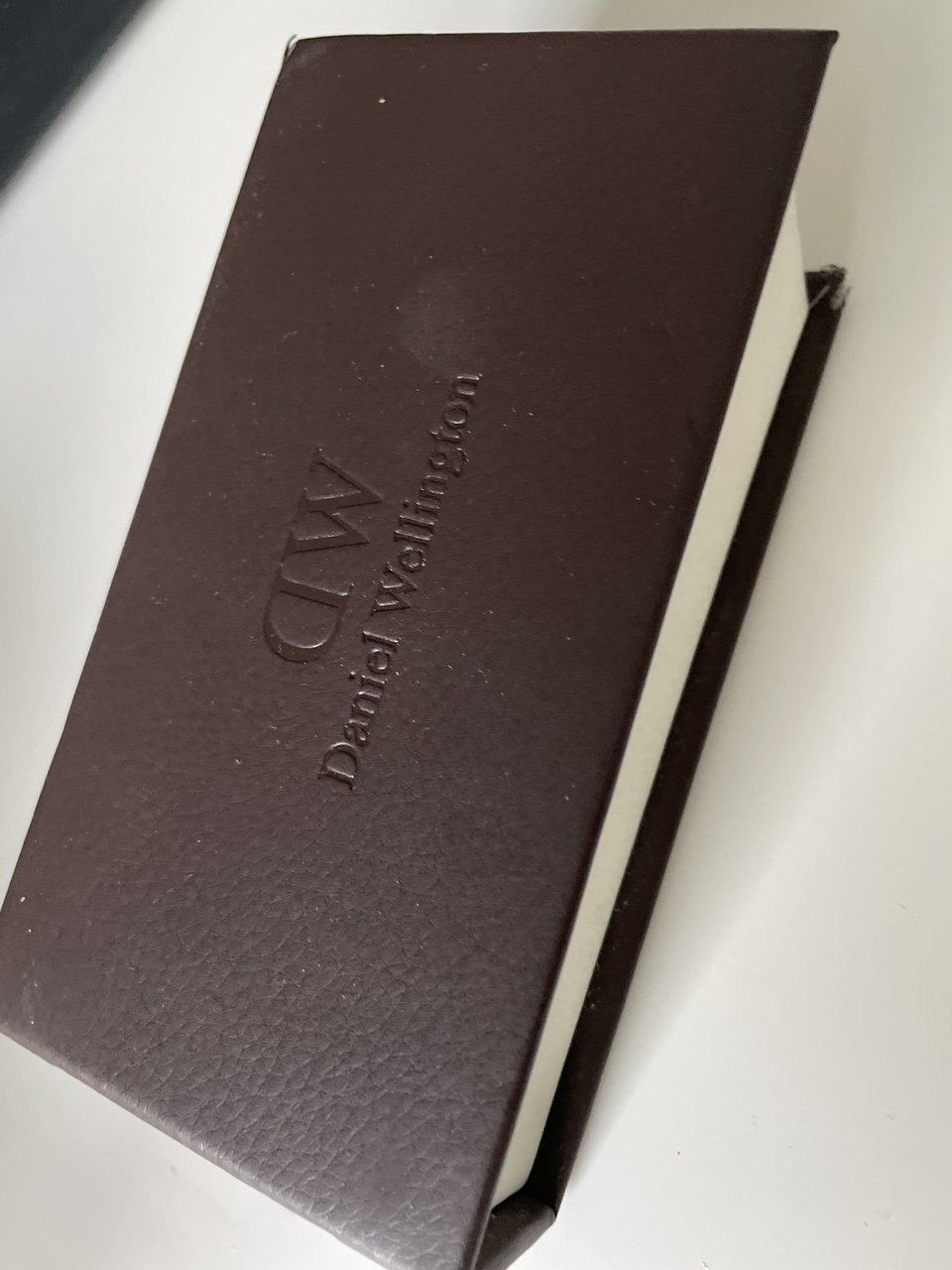 Daniel Wellington brand new watch for women image indicator(4)