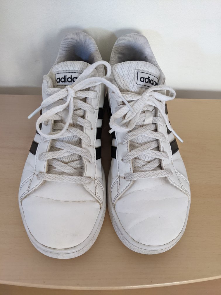 Adidas 3 Stripes Classic Casual Shoes Sneakers Footwear Size 5.5 image indicator(3)