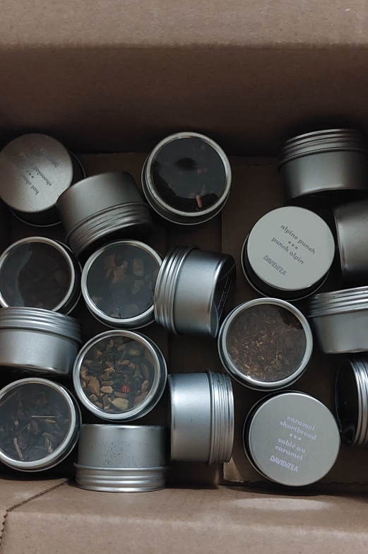 Davids Tea - 18 Different Teas 🧡 thumbnail