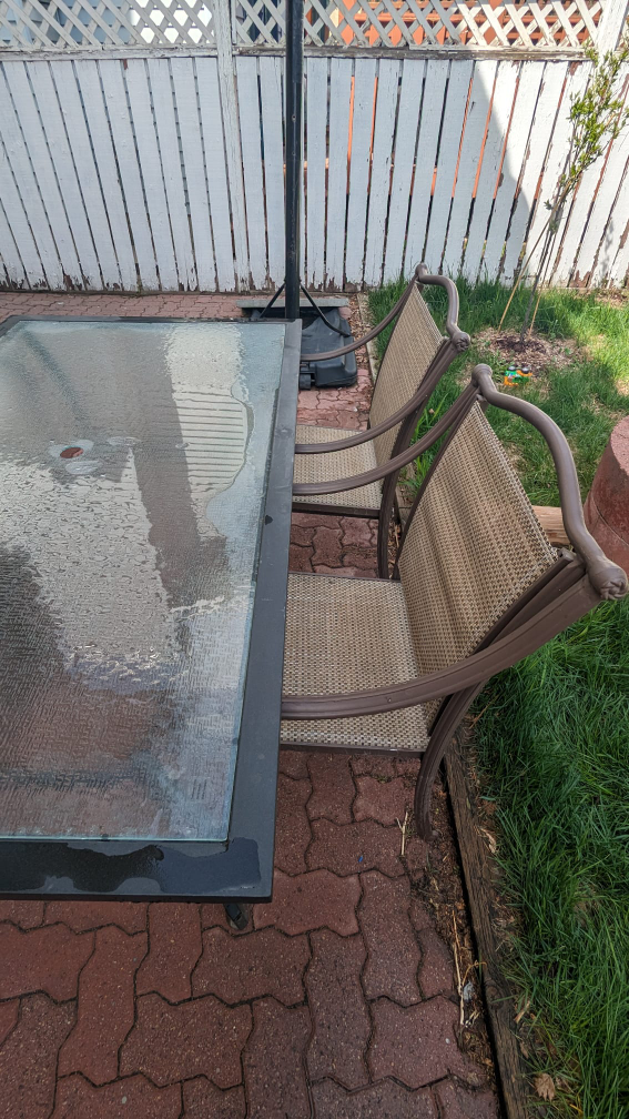 Patio Table and chairs - photo 3