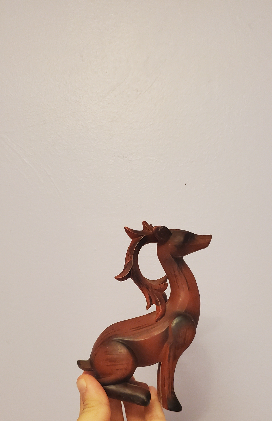 Wood Deer 🥕 thumbnail