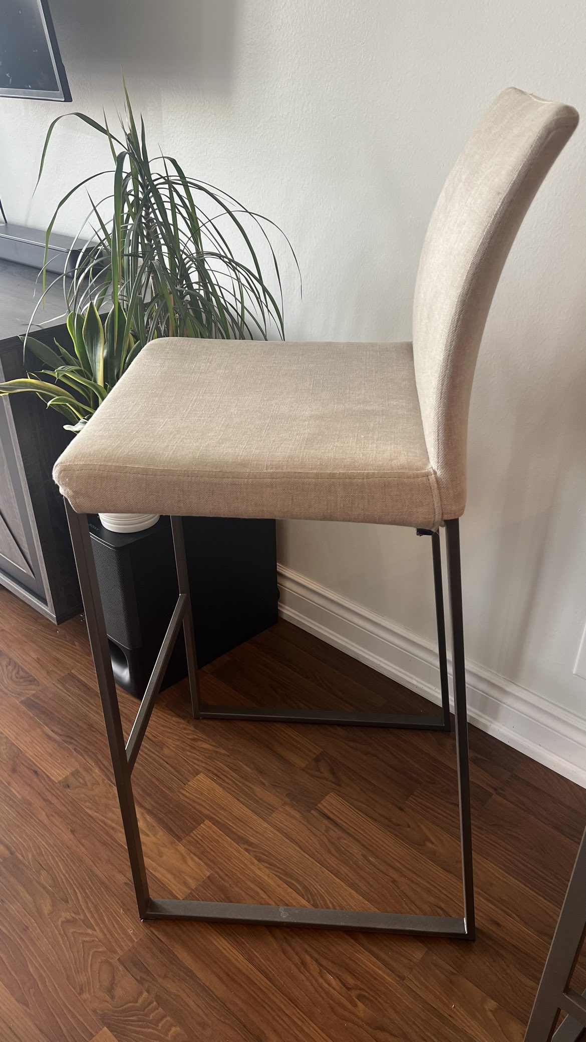 2 bar stool - photo 2