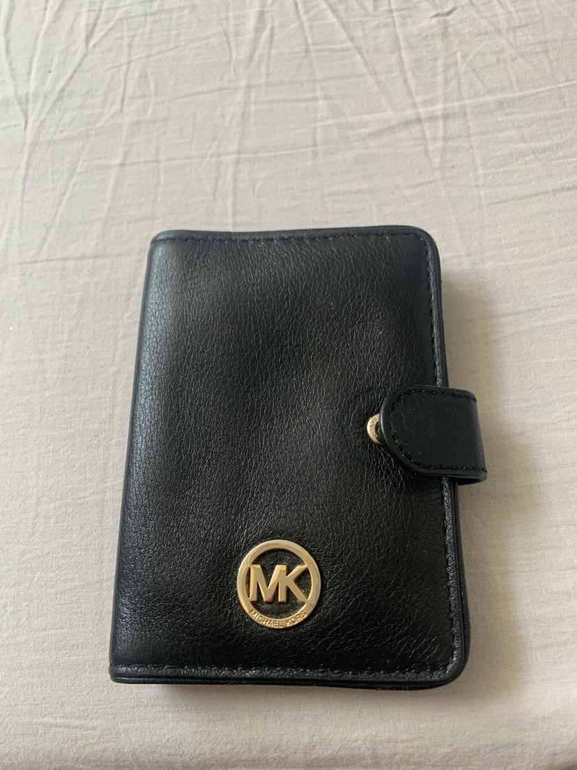 MICHAEL KORS WALLET thumbnail
