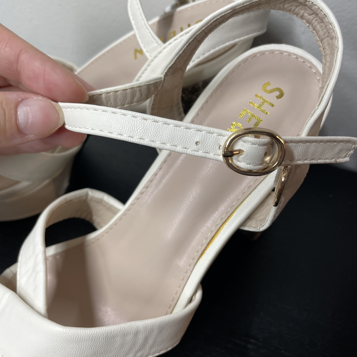 NEW Shein cross strap chunky heels (size EUR37) image indicator(4)