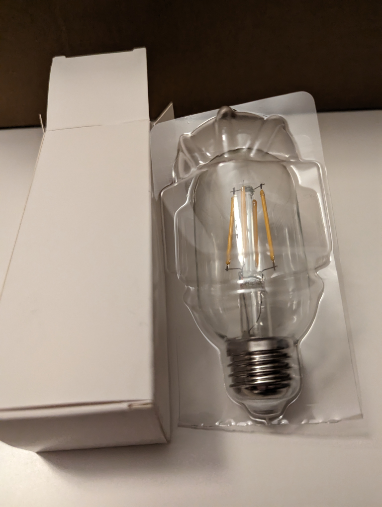 BNIB Set of 2 dual charging ports white table lamps - photo 5