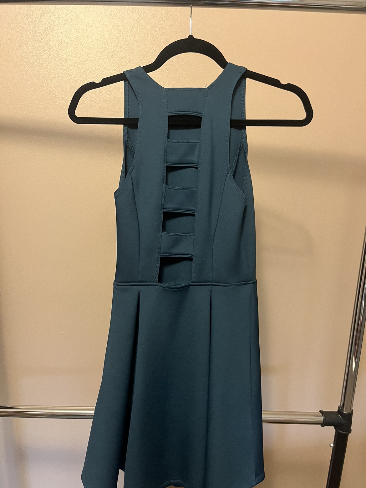 Abercrombie dress image indicator(2)