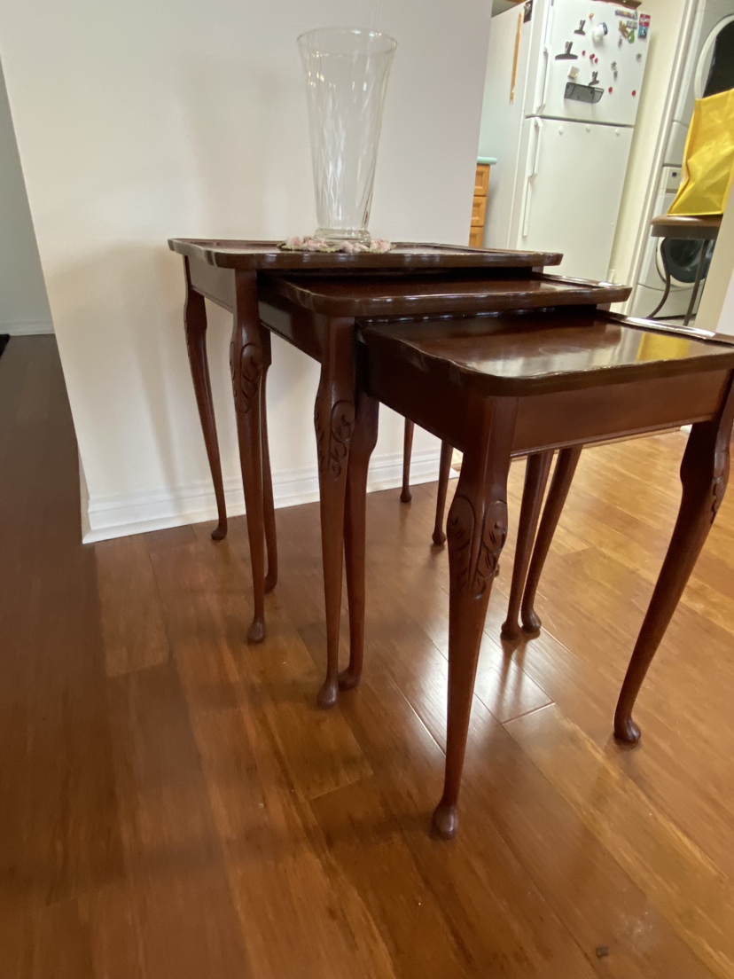 3 nesting side tables