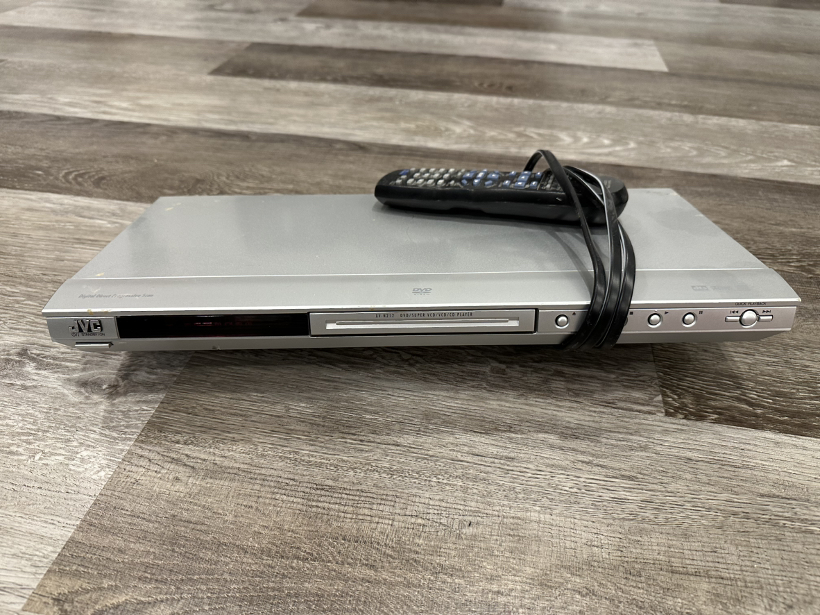 FREE JVC DVD player 🧡
