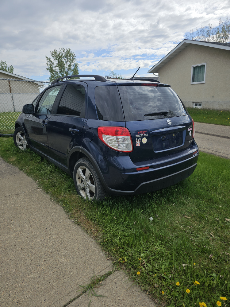 2010 Suzuki sx4 - photo 3