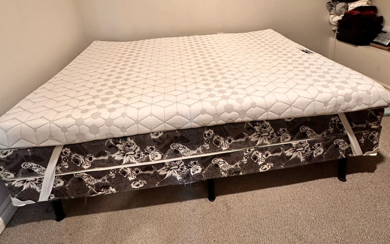 Full Mattress set / Office Desk and Chair - photo 5