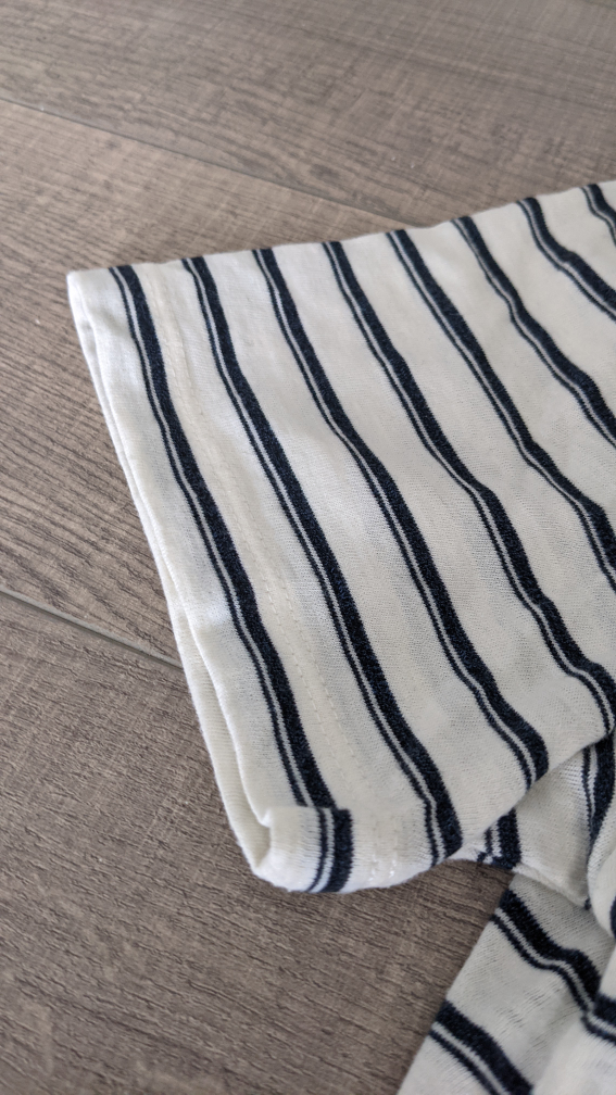 Abercrombie & Fitch striped soft af tee - photo 3