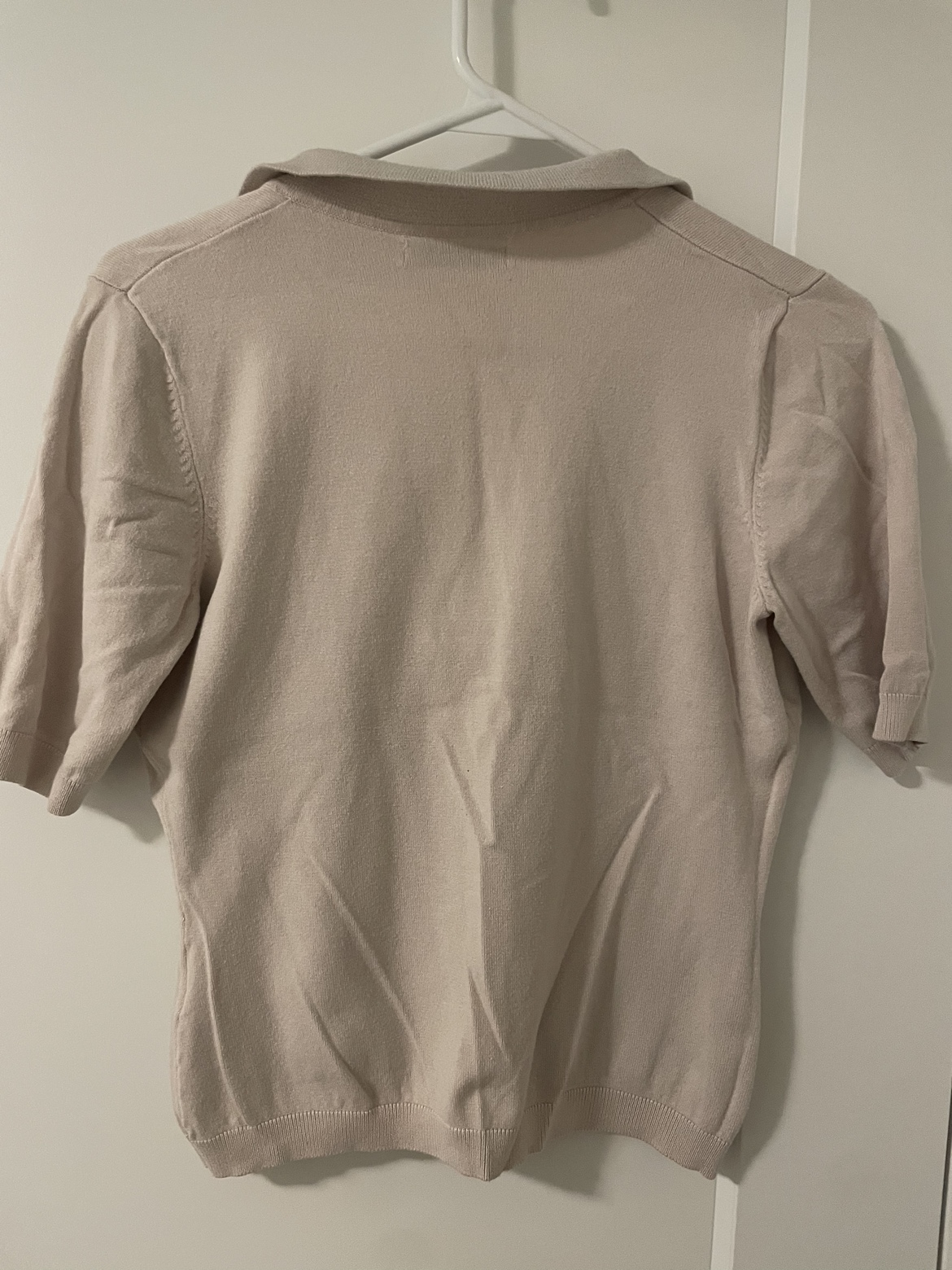 Lovely warm t shirt beige women size M image indicator(2)