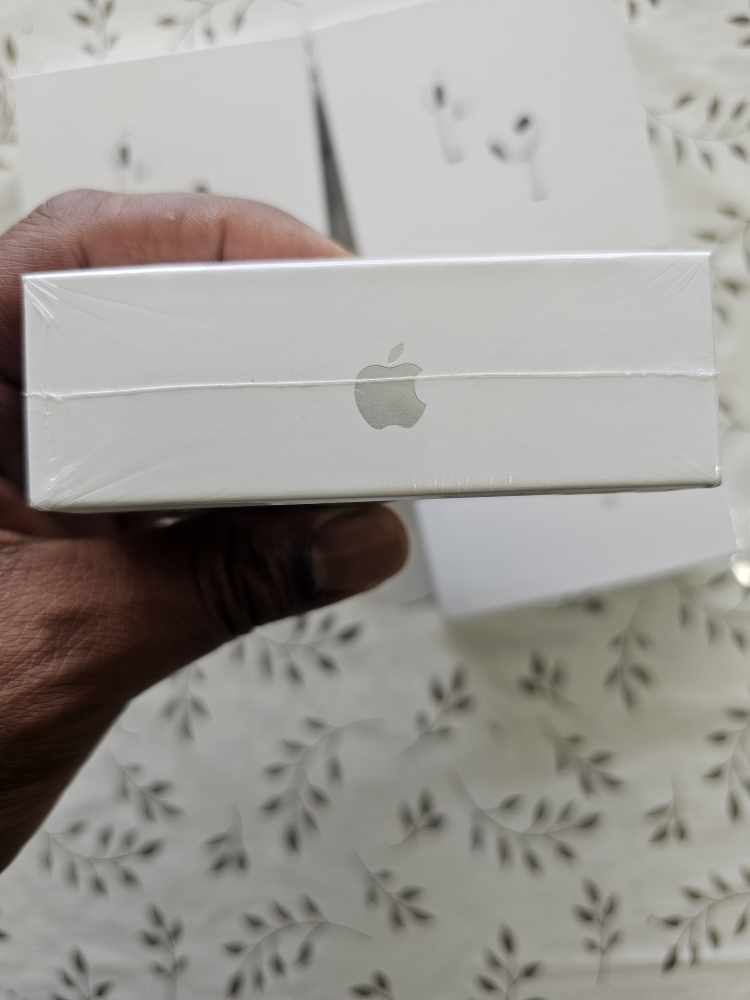 AirPods 3rd Generation - photo 5