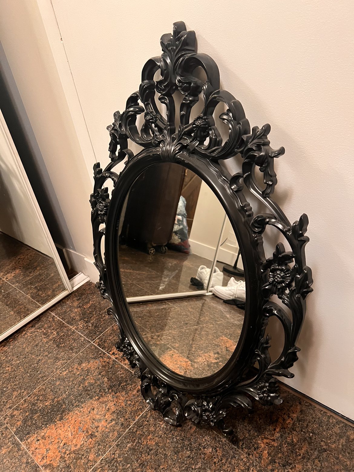 Decorative hanging mirror - excellent condition! - photo 3