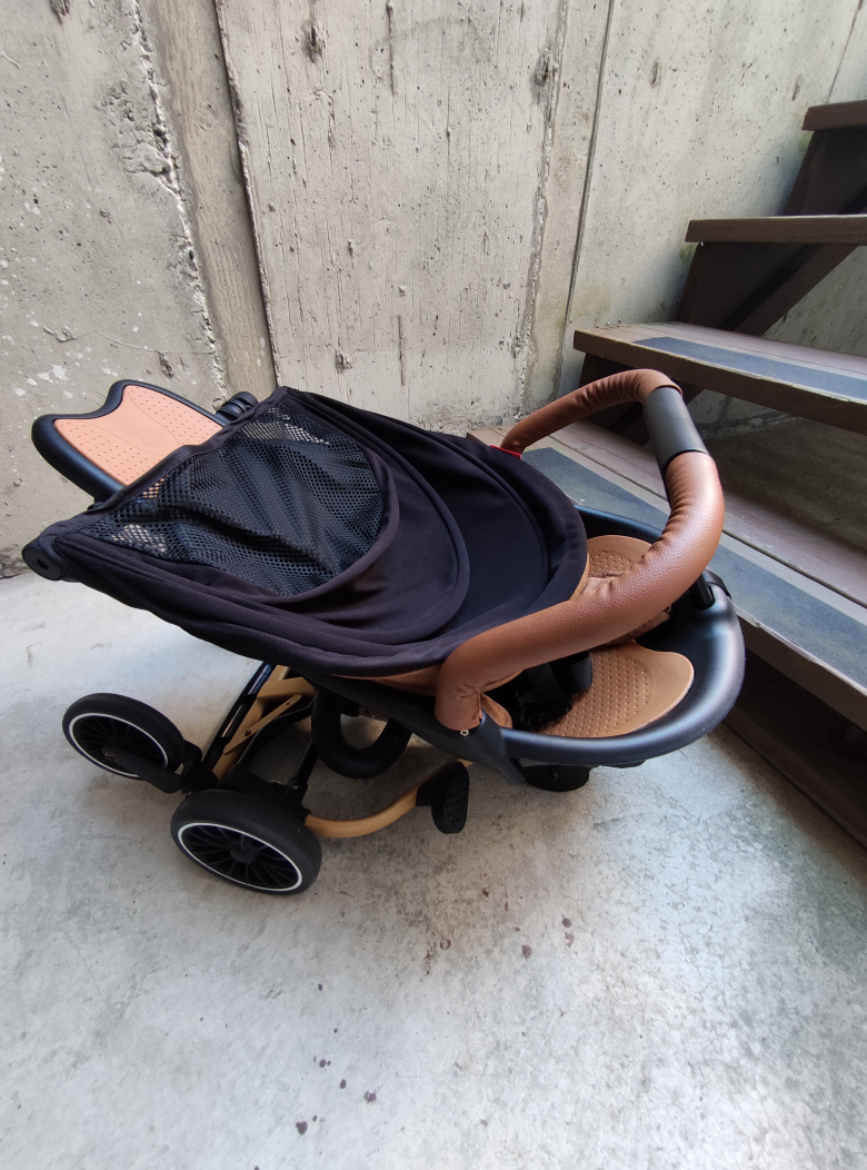 Compact and lightweight stroller - photo 4