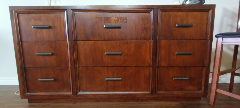 9 Draw Dresser