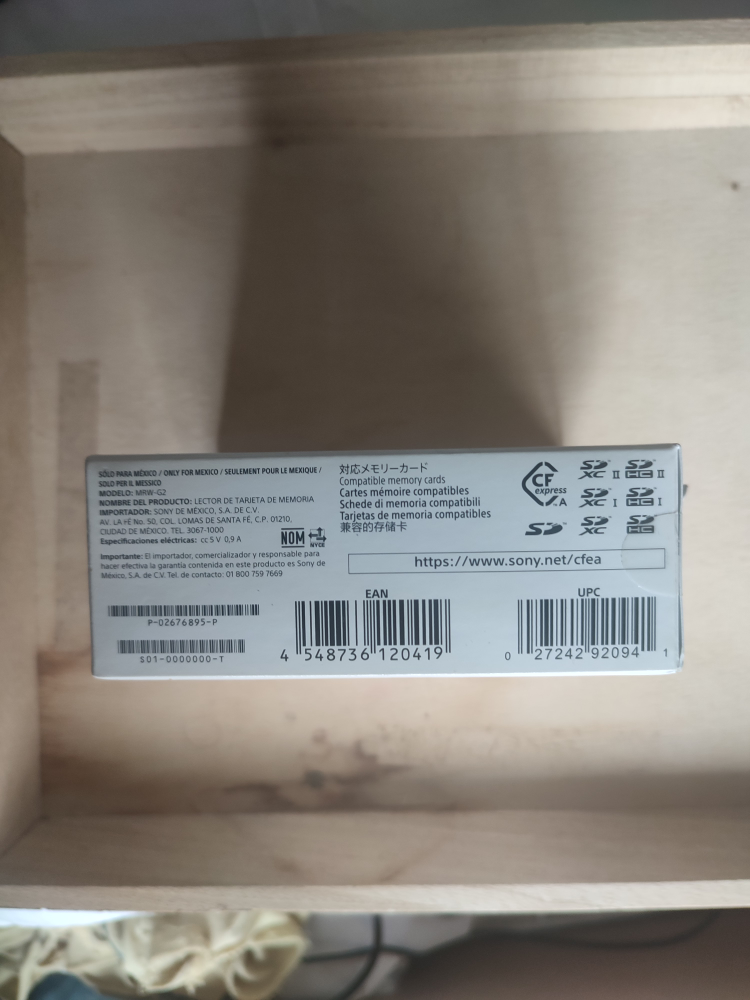 Brand New Sony Card Reader - CFexpress Type A / SD image indicator(3)