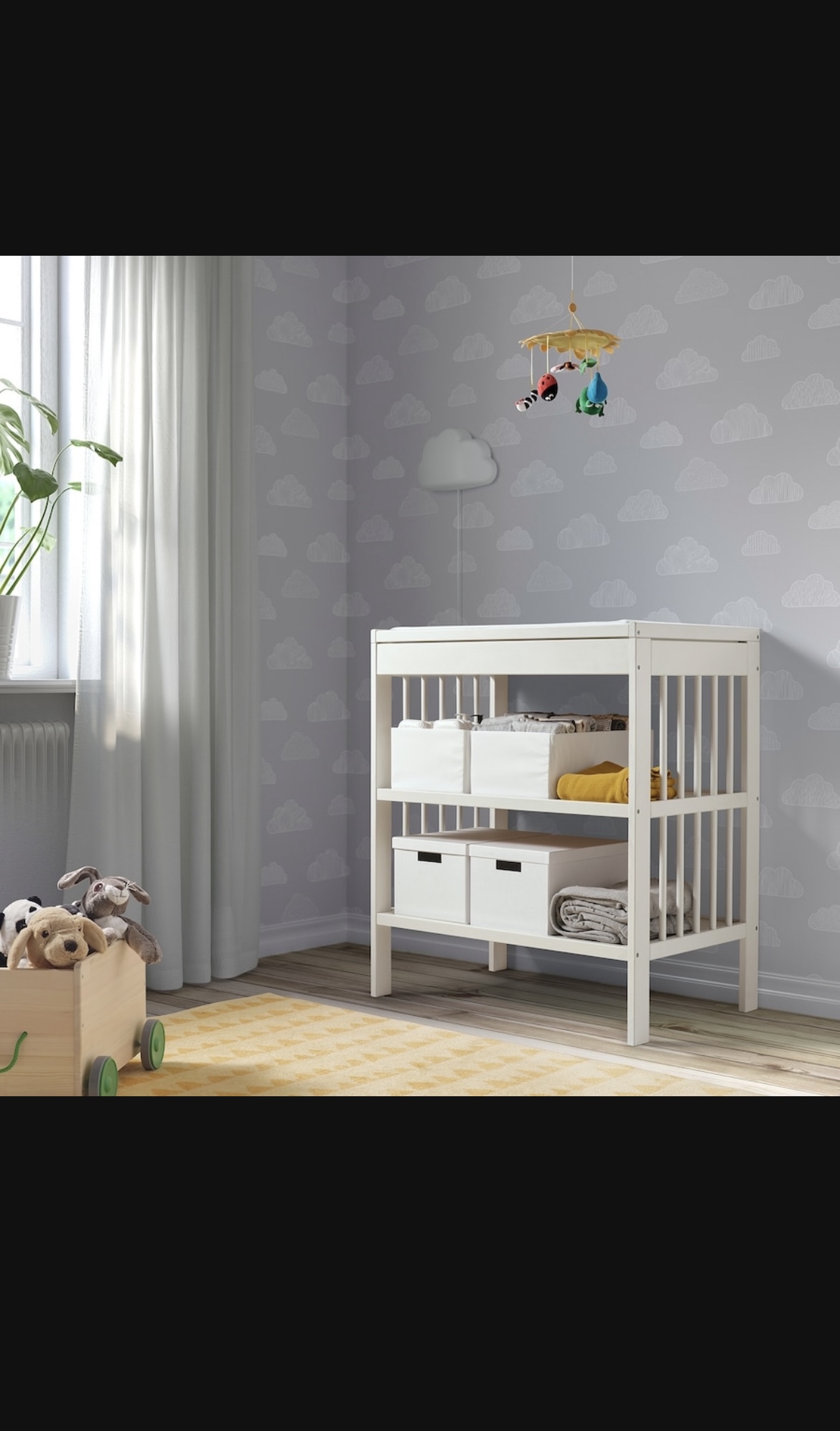 Changing table with pad