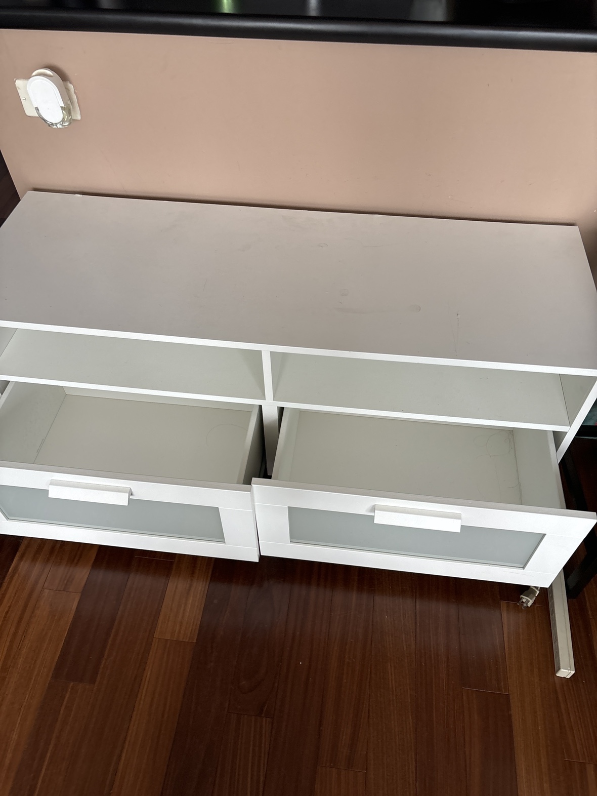 TV stand - photo 3