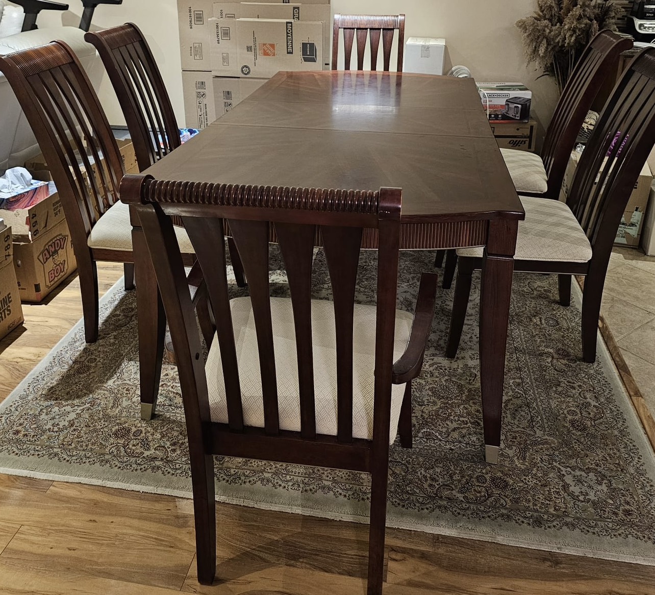Dining table - photo 2