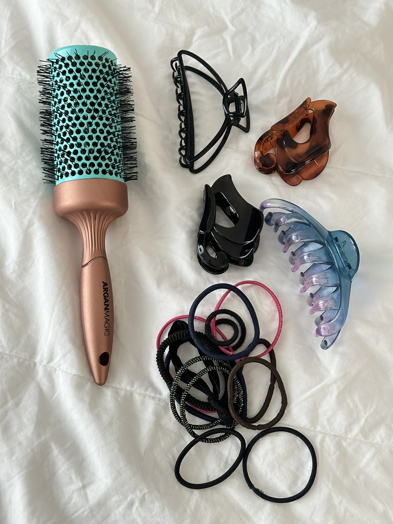 Free hair accessories thumbnail