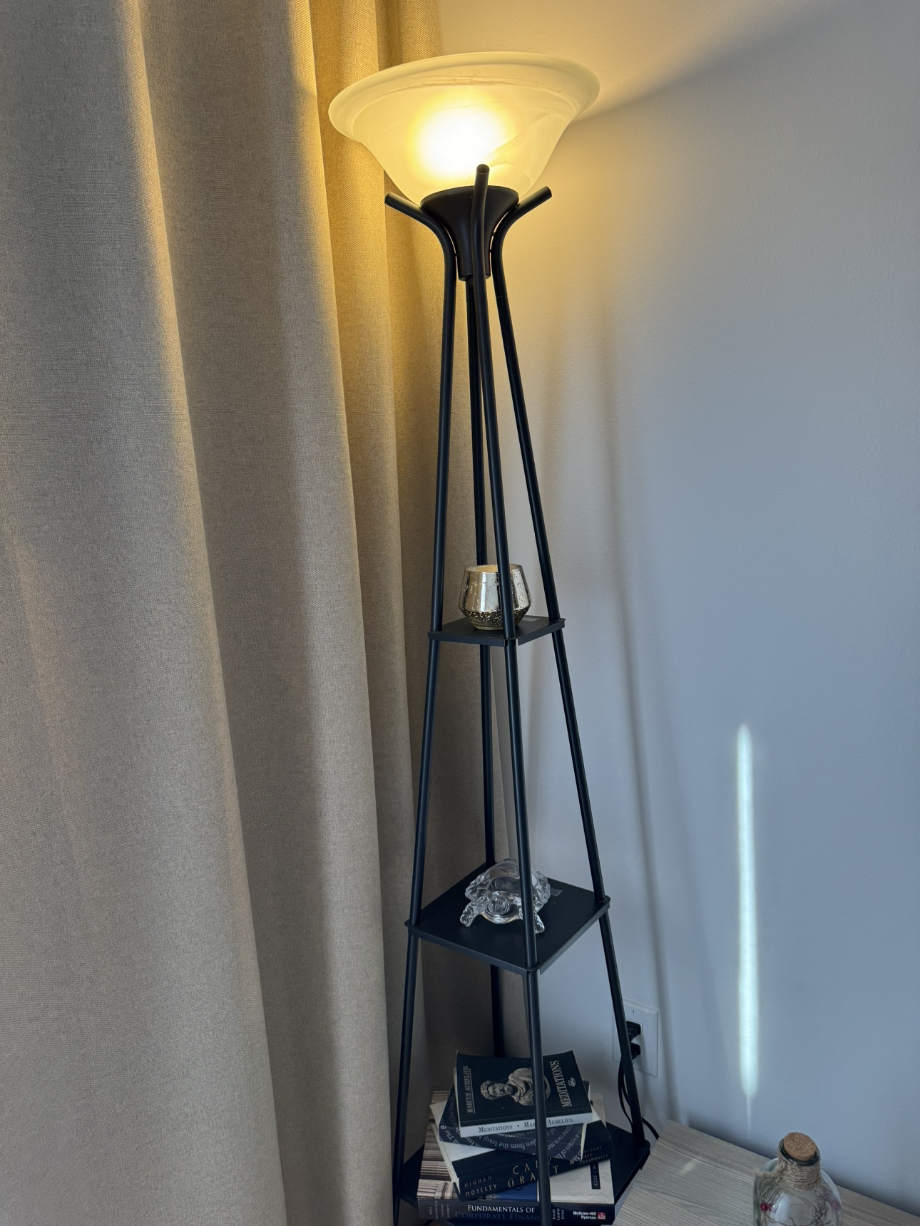 ‼️MOVING SALE Lamp with shelves - photo 3