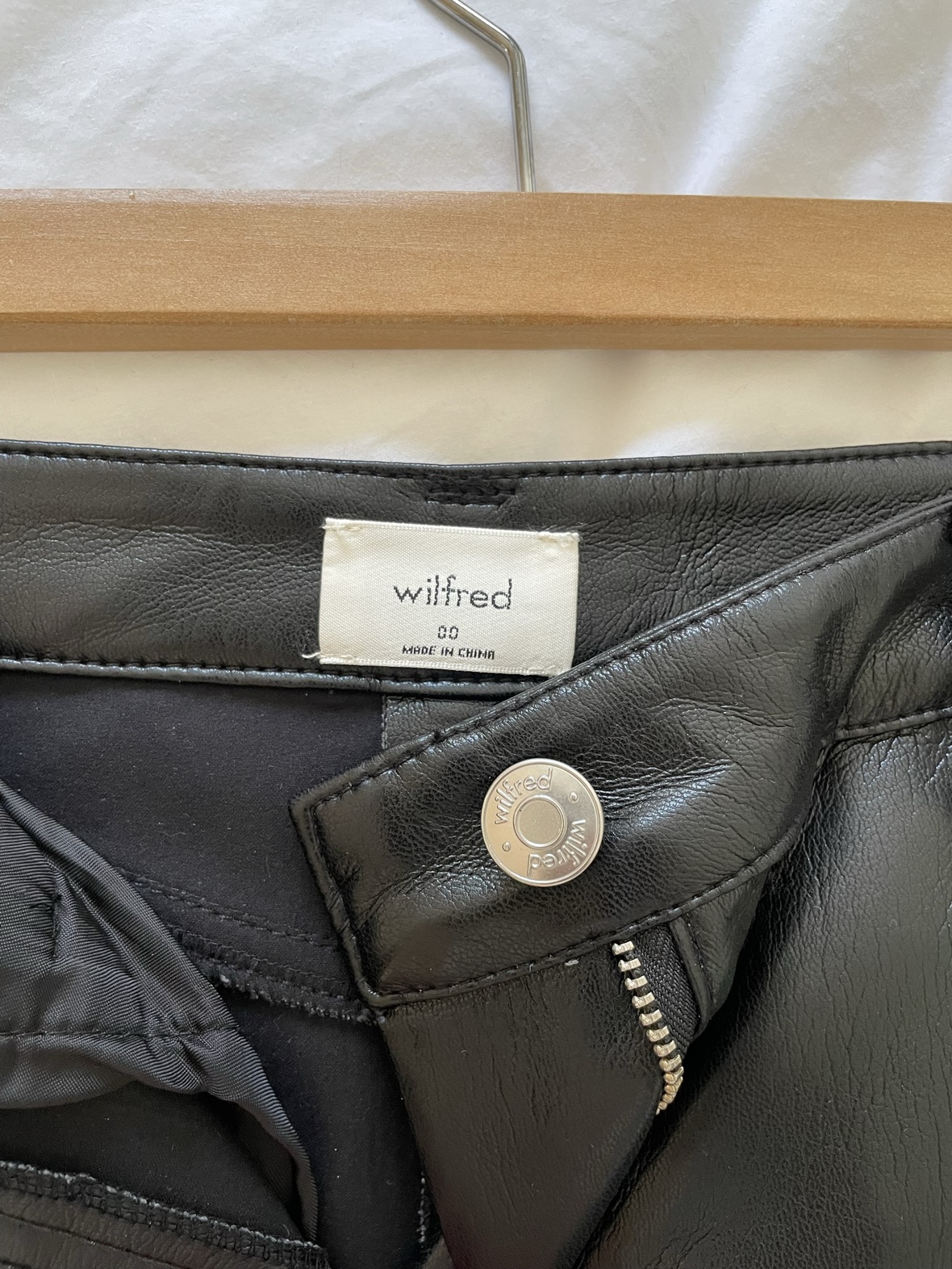 Wilfred “Statue” Skirt NWT image indicator(3)