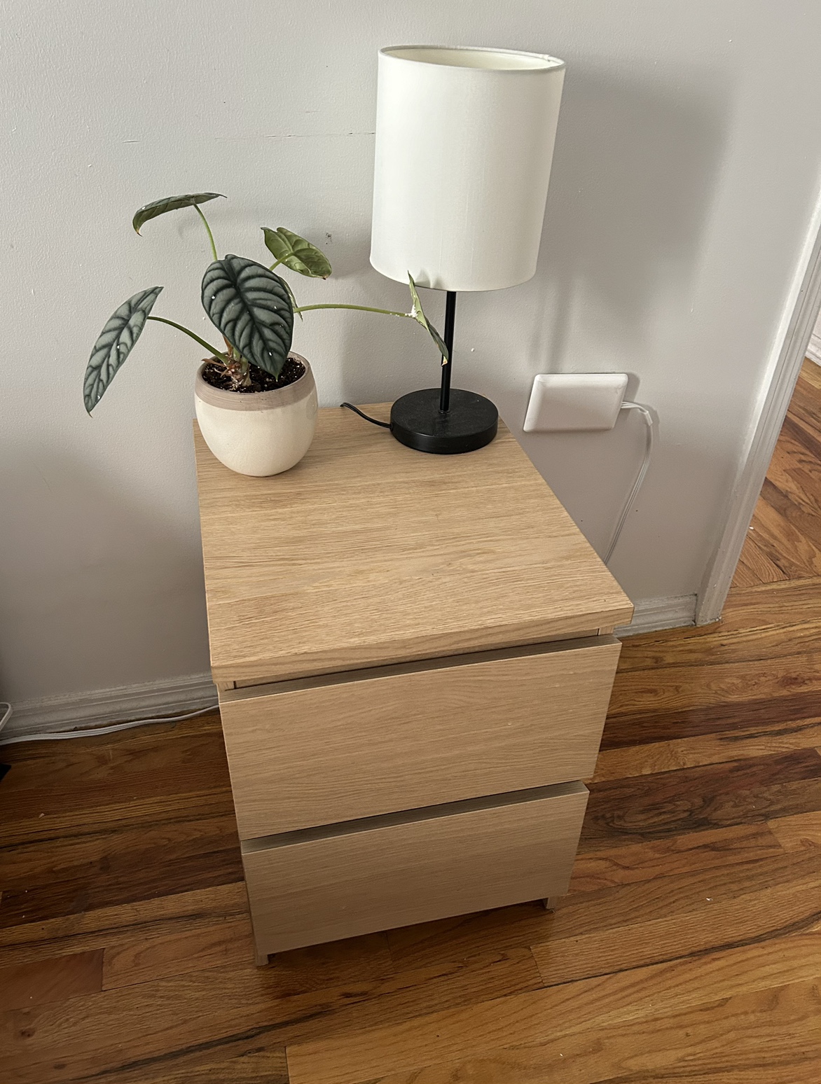 IKEA Bedside Table - photo 3