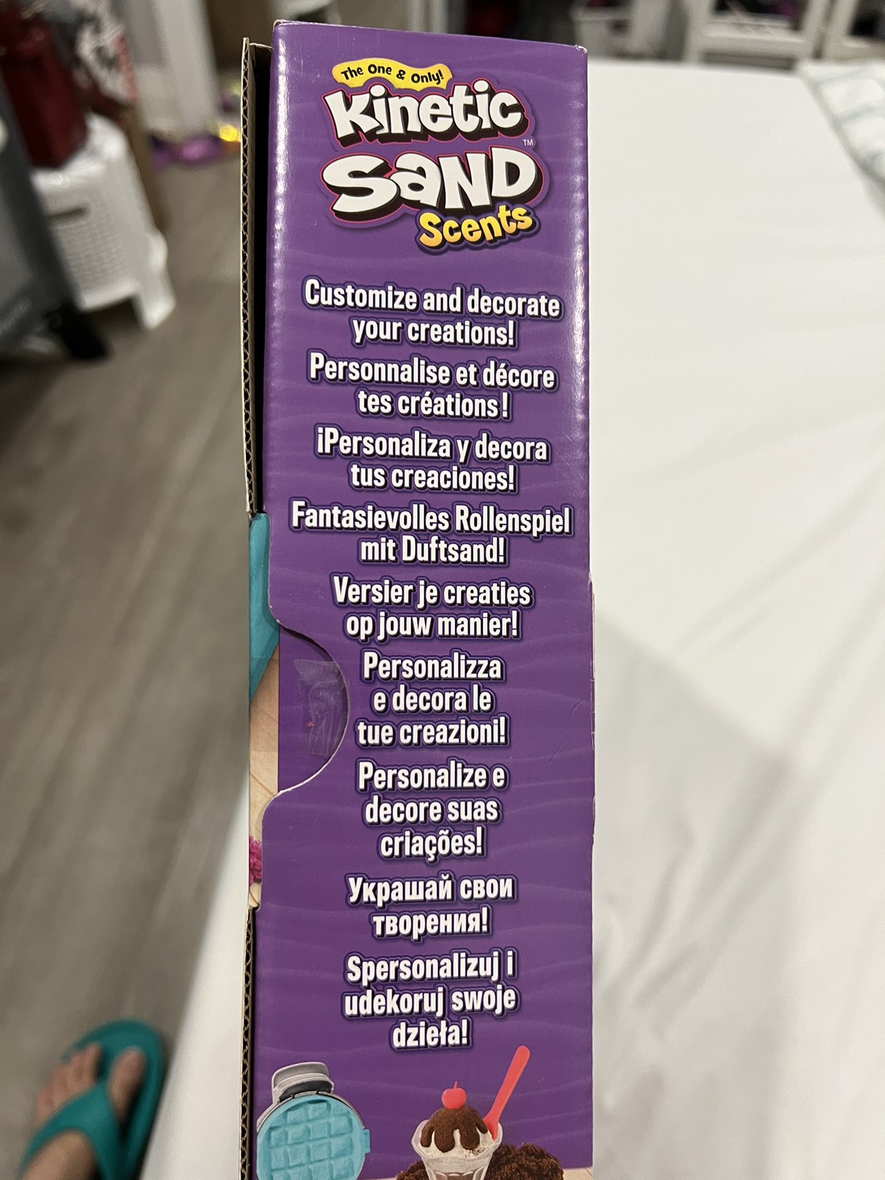 Unopen Box: Kinetic Sand Scent - photo 2