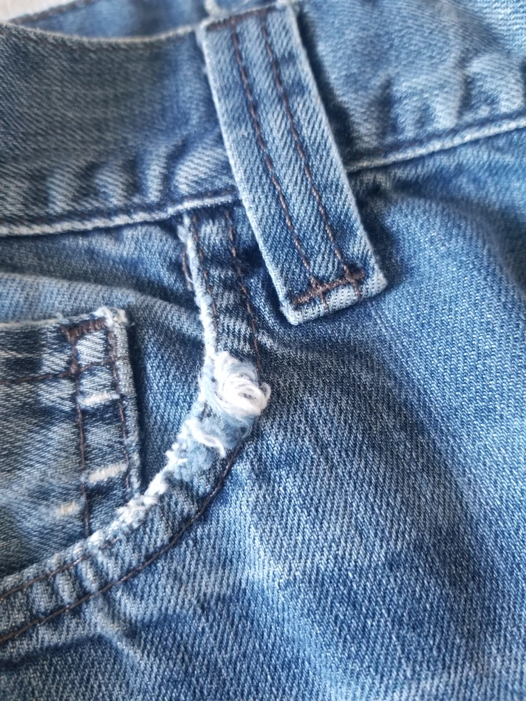 GUESS Men's Relaxed Fit Jeans Size 31 image indicator(10)