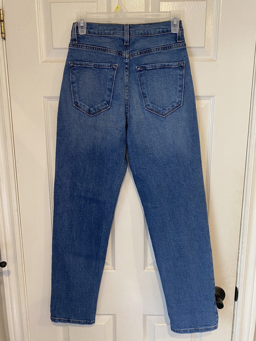 Fashion Nova Mom Jeans image indicator(4)